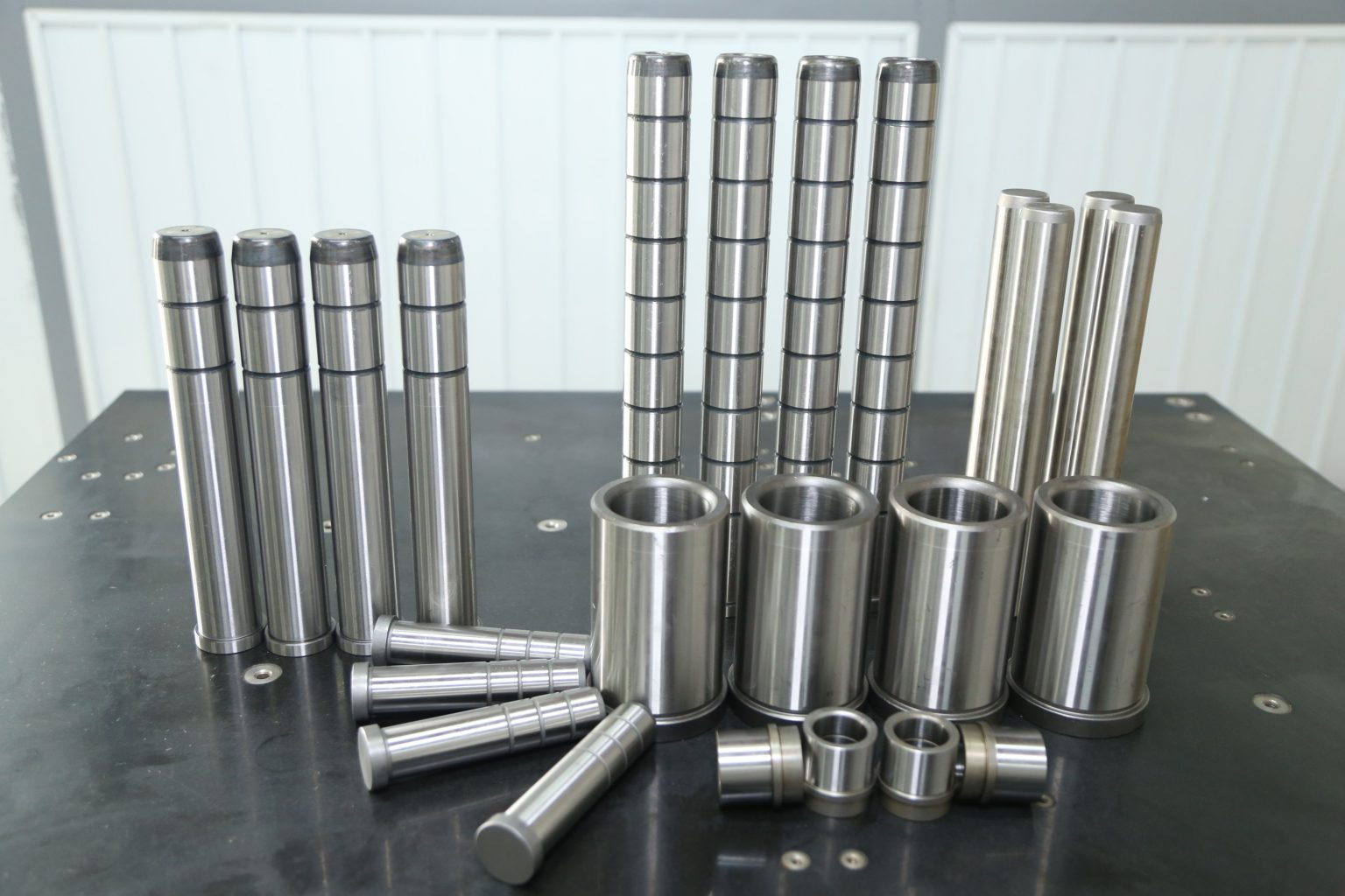 Trục bạc - Công Ty TNHH Fine Mold Việt Nam